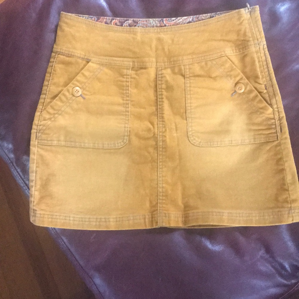 Prana size 2 gold colored cord skirt.